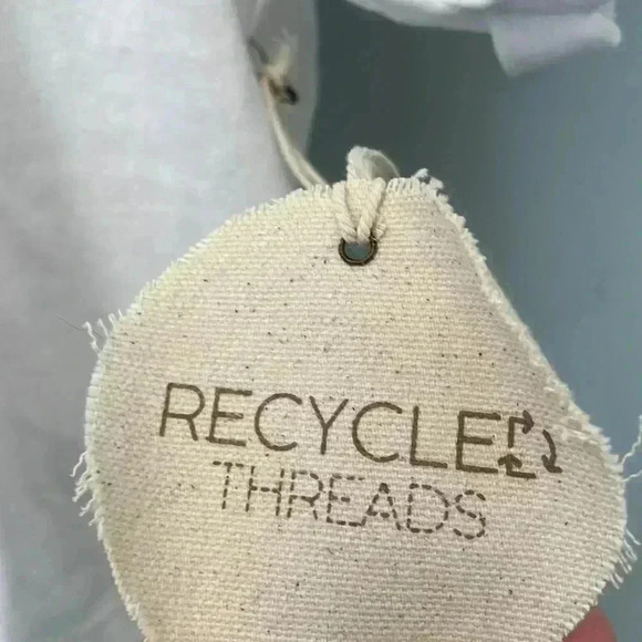 NWT Recycle T-shirt, cropped, size medium.  “We have a voice” - Picture 3 of 4